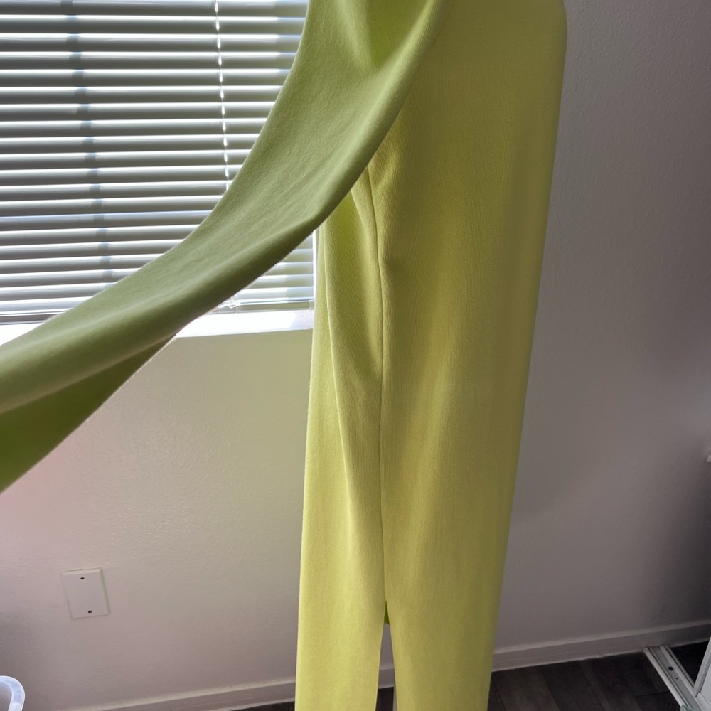 Express Lime Green Women's Robe - Picture 7 of 9